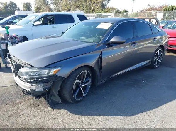 1HGCV1F37JA027716 2018 HONDA ACCORD - Image 2