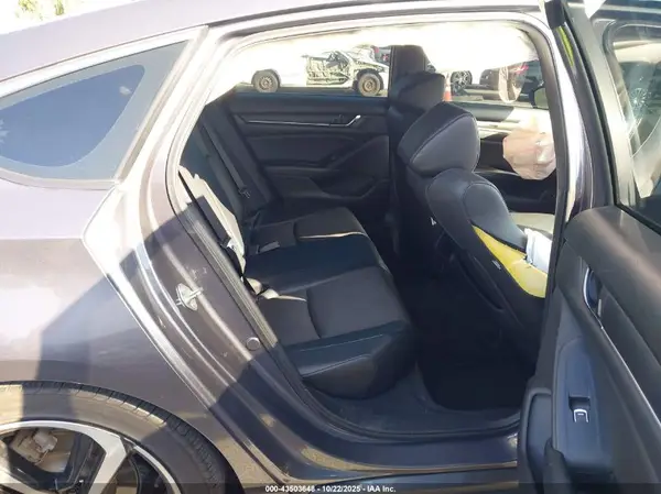 1HGCV1F37JA027716 2018 HONDA ACCORD - Image 8