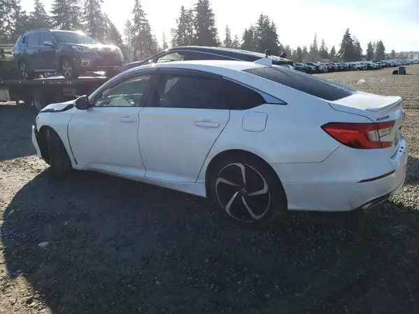 1HGCV1F37JA028610 2018 HONDA ACCORD - Image 2