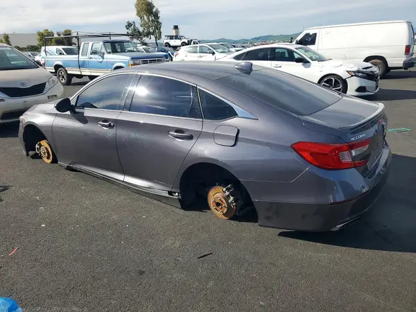 1HGCV1F37JA028669 2018 HONDA ACCORD - Image 2