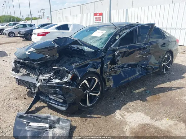 1HGCV1F37JA030020 2018 HONDA ACCORD - Image 2