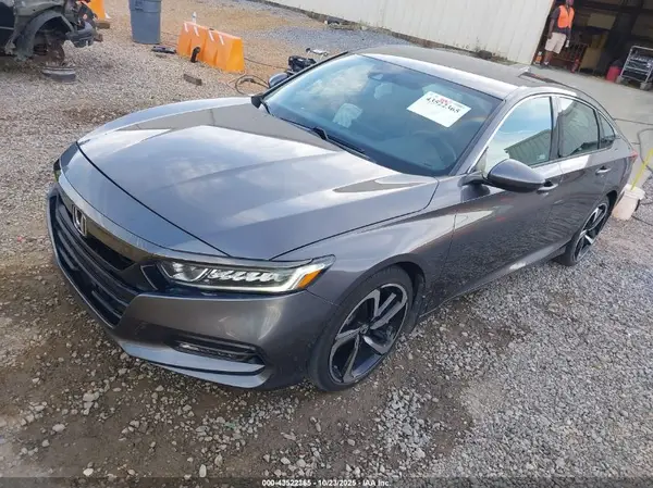 1HGCV1F37JA051689 2018 HONDA ACCORD - Image 2