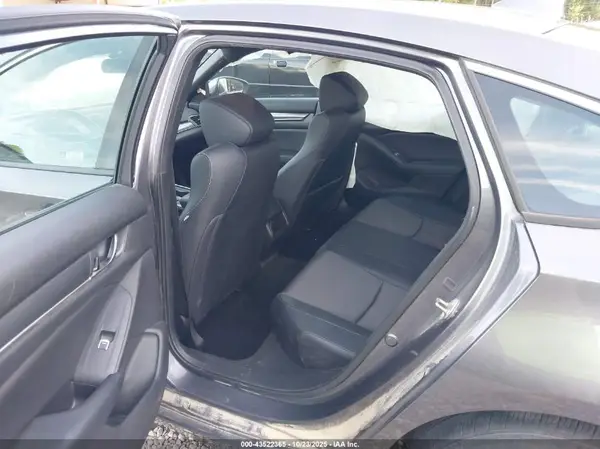 1HGCV1F37JA051689 2018 HONDA ACCORD - Image 8