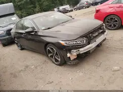 1HGCV1F37JA053667 2018 HONDA ACCORD