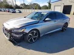1HGCV1F37JA055306 2018 HONDA ACCORD