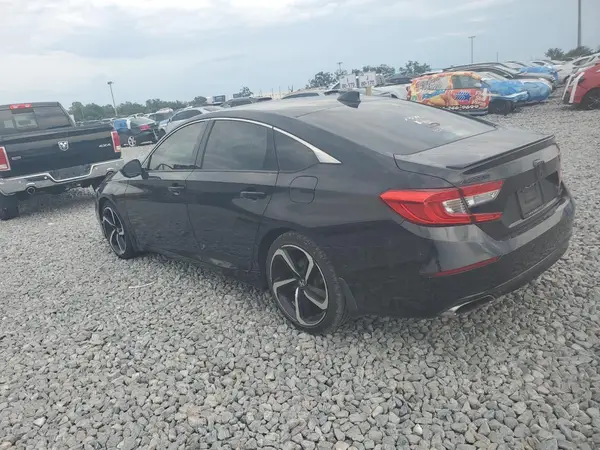 1HGCV1F37JA077886 2018 HONDA ACCORD - Image 2