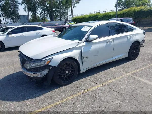 1HGCV1F37JA107582 2018 HONDA ACCORD - Image 2