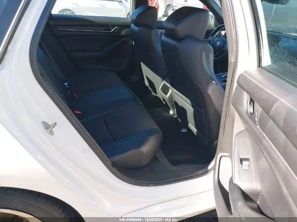 1HGCV1F37JA111986 2018 HONDA ACCORD - Image 8