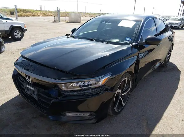 1HGCV1F37JA119988 2018 HONDA ACCORD - Image 2