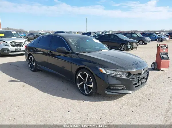 1HGCV1F37JA130330 2018 HONDA ACCORD - Image 1