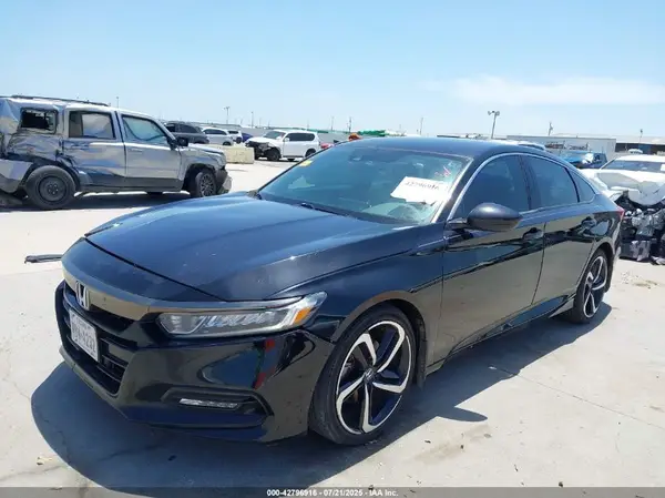 1HGCV1F37JA130375 2018 HONDA ACCORD - Image 2