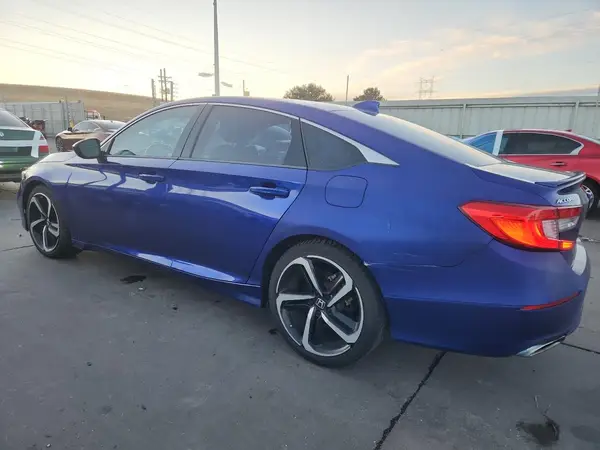 1HGCV1F37JA132126 2018 HONDA ACCORD - Image 2