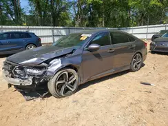 1HGCV1F37JA135236 2018 HONDA ACCORD