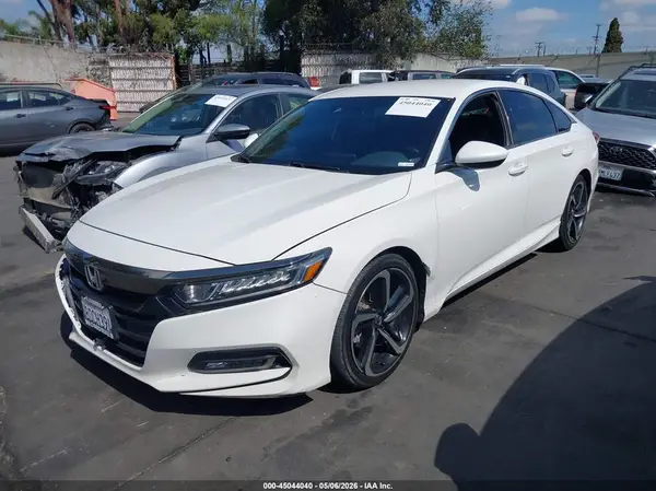 1HGCV1F37JA139271 2018 HONDA ACCORD - Image 2