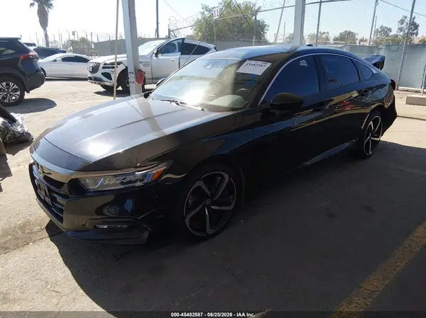 1HGCV1F37JA148715 2018 HONDA ACCORD - Image 2