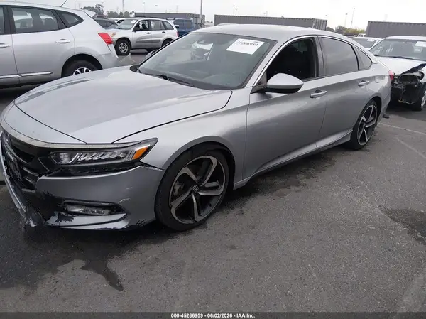1HGCV1F37JA150268 2018 HONDA ACCORD - Image 2