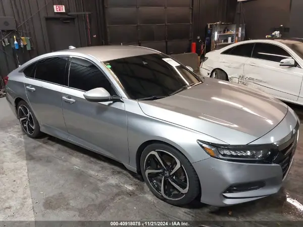1HGCV1F37JA150299 2018 HONDA ACCORD - Image 1