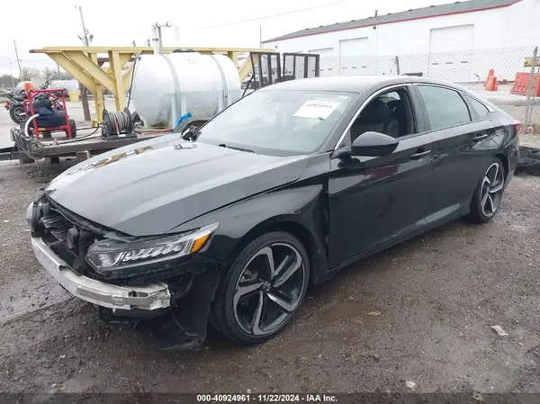 1HGCV1F37JA150822 2018 HONDA ACCORD - Image 2