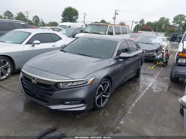 1HGCV1F37JA151369 2018 HONDA ACCORD - Image 2