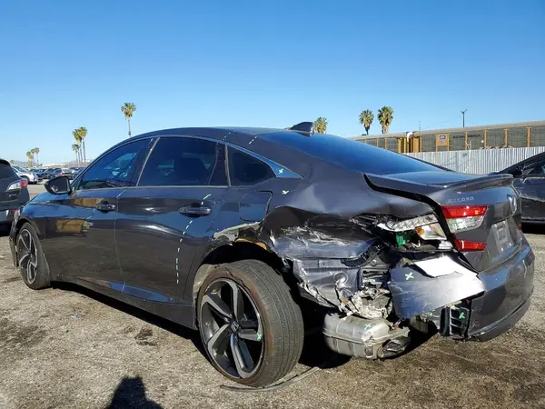 1HGCV1F37JA151789 2018 HONDA ACCORD - Image 2