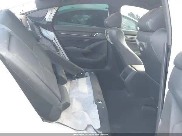 1HGCV1F37JA157169 2018 HONDA ACCORD - Image 8