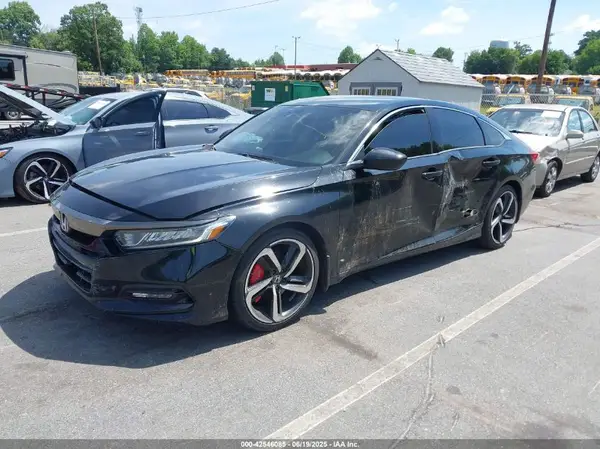 1HGCV1F37JA158516 2018 HONDA ACCORD - Image 2