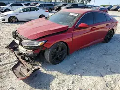 1HGCV1F37JA160685 2018 HONDA ACCORD