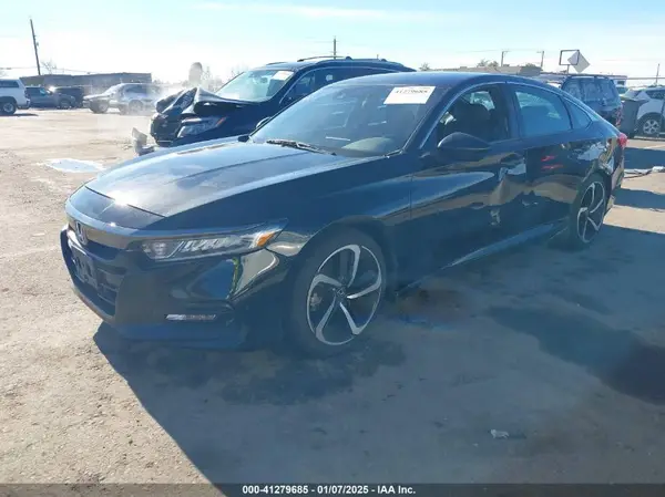 1HGCV1F37JA160878 2018 HONDA ACCORD - Image 2