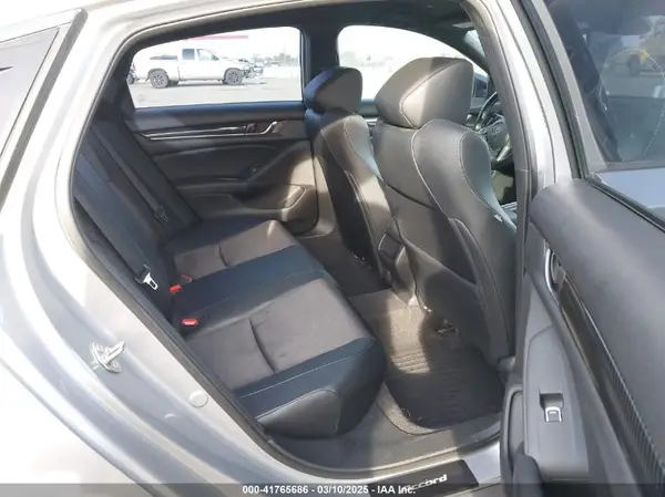 1HGCV1F37JA164302 2018 HONDA ACCORD - Image 8