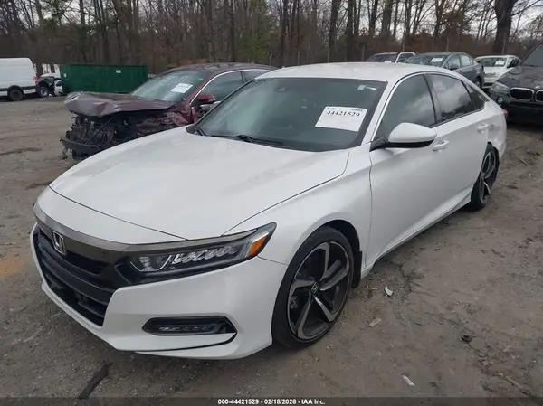 1HGCV1F37JA167815 2018 HONDA ACCORD - Image 2