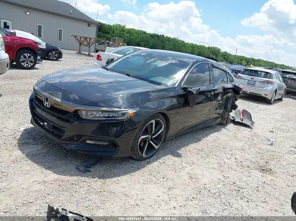 1HGCV1F37JA174697 2018 HONDA ACCORD - Image 2