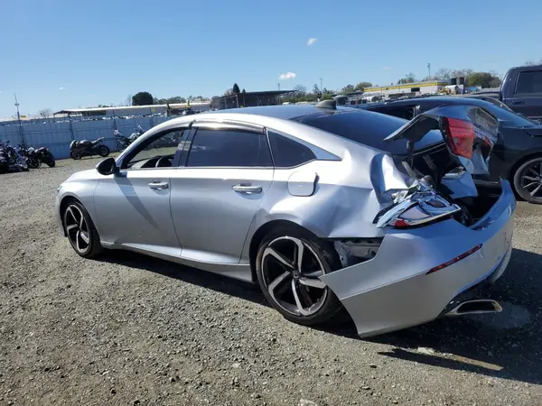 1HGCV1F37JA188793 2018 HONDA ACCORD - Image 2