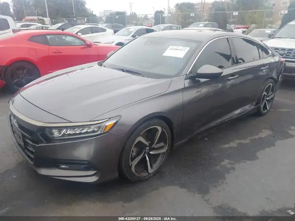 1HGCV1F37JA196991 2018 HONDA ACCORD - Image 2