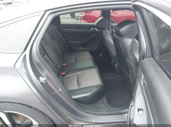 1HGCV1F37JA196991 2018 HONDA ACCORD - Image 8