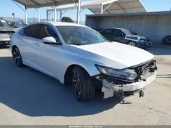 1HGCV1F37JA197378 2018 HONDA ACCORD