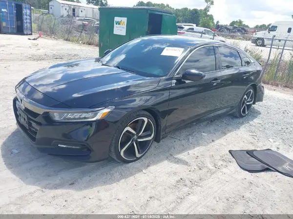 1HGCV1F37JA198515 2018 HONDA ACCORD - Image 2