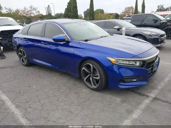 1HGCV1F37JA222568 2018 HONDA ACCORD - Image 1