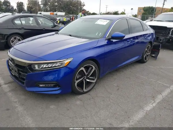 1HGCV1F37JA222568 2018 HONDA ACCORD - Image 2