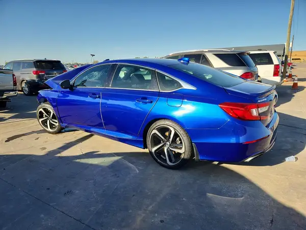 1HGCV1F37JA230055 2018 HONDA ACCORD - Image 2