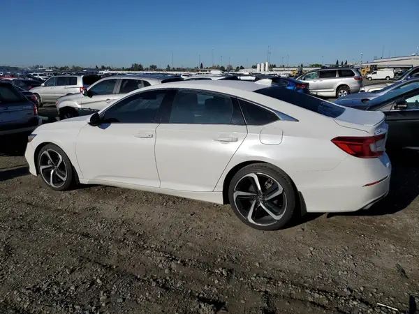 1HGCV1F37JA237250 2018 HONDA ACCORD - Image 2