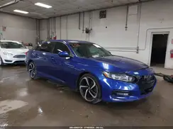 1HGCV1F37JA238852 2018 HONDA ACCORD