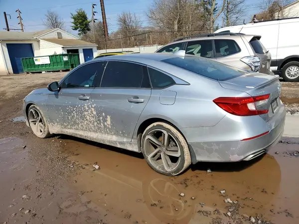 1HGCV1F37JA243419 2018 HONDA ACCORD - Image 2