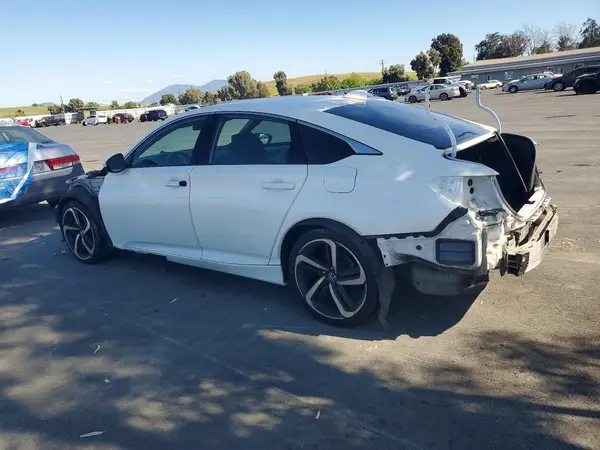 1HGCV1F37JA243792 2018 HONDA ACCORD - Image 2