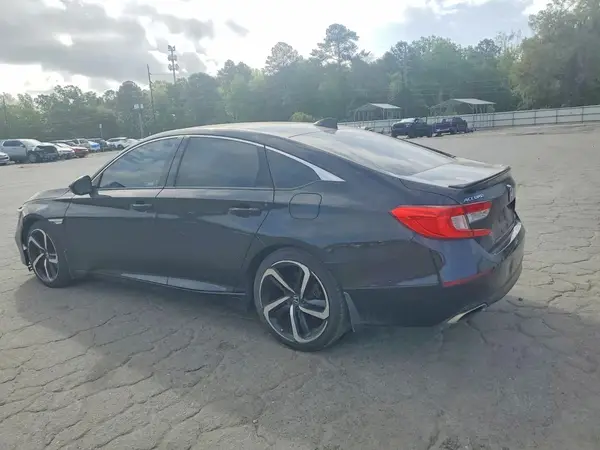 1HGCV1F37JA249267 2018 HONDA ACCORD - Image 2