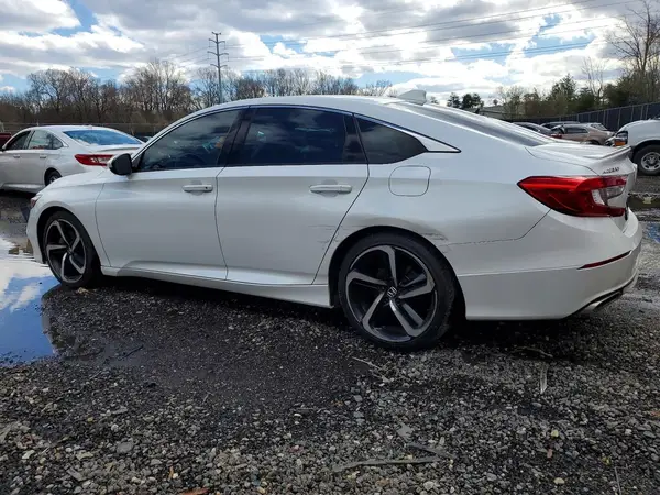 1HGCV1F37JA252749 2018 HONDA ACCORD - Image 2