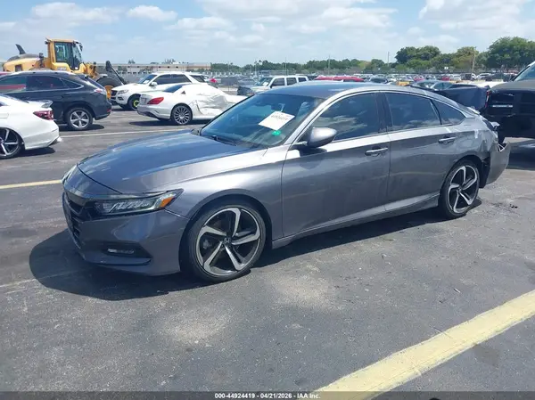 1HGCV1F37JA258812 2018 HONDA ACCORD - Image 2