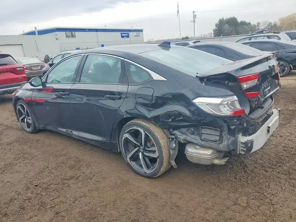 1HGCV1F37JA810292 2018 HONDA ACCORD - Image 2