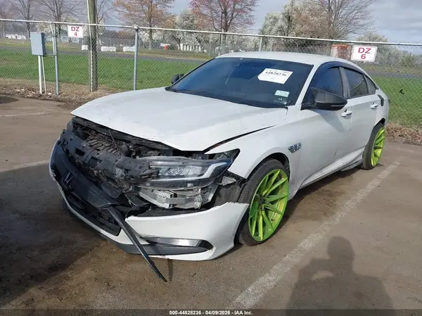1HGCV1F37KA010755 2019 HONDA ACCORD - Image 2