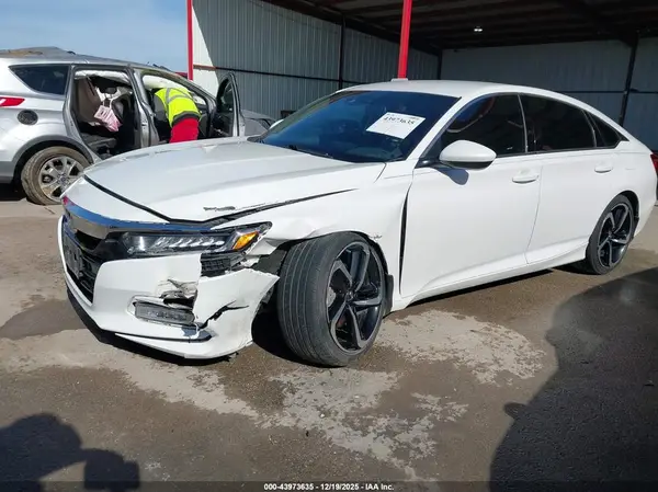 1HGCV1F37KA031640 2019 HONDA ACCORD - Image 2