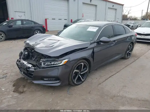 1HGCV1F37KA043187 2019 HONDA ACCORD - Image 2